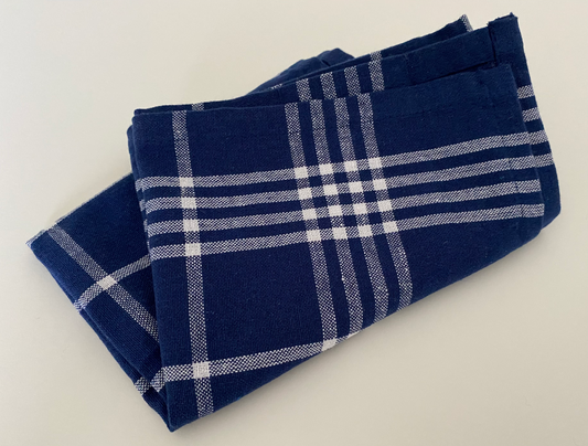 Blåt- og hvidternet viskestykke